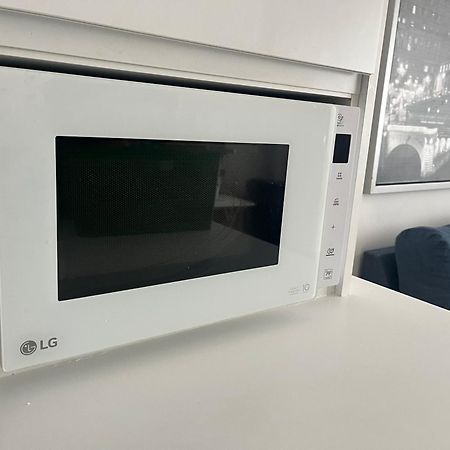 Apartamento Con Terraza,2 Min De La Playa, Ares Luaran gambar