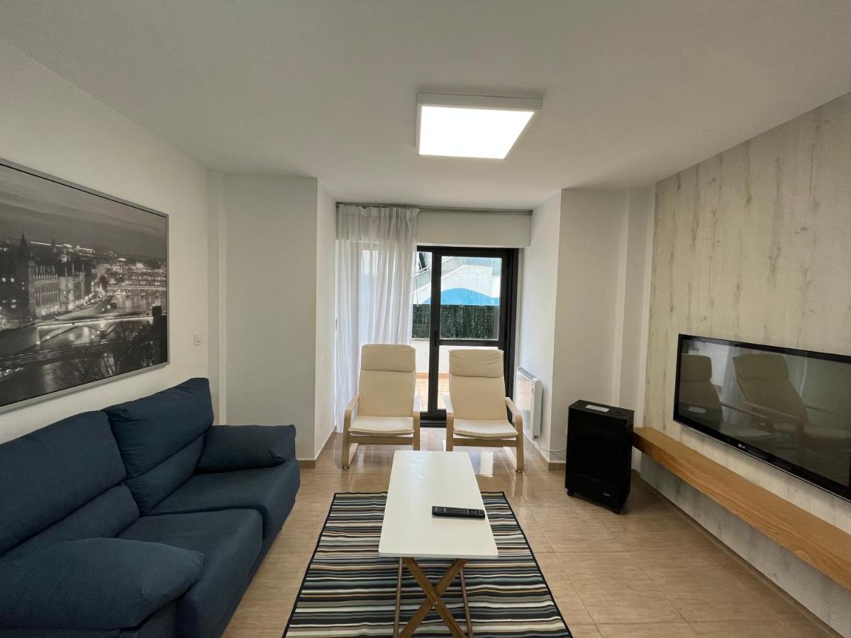 Apartamento Con Terraza,2 Min De La Playa, Ares Luaran gambar